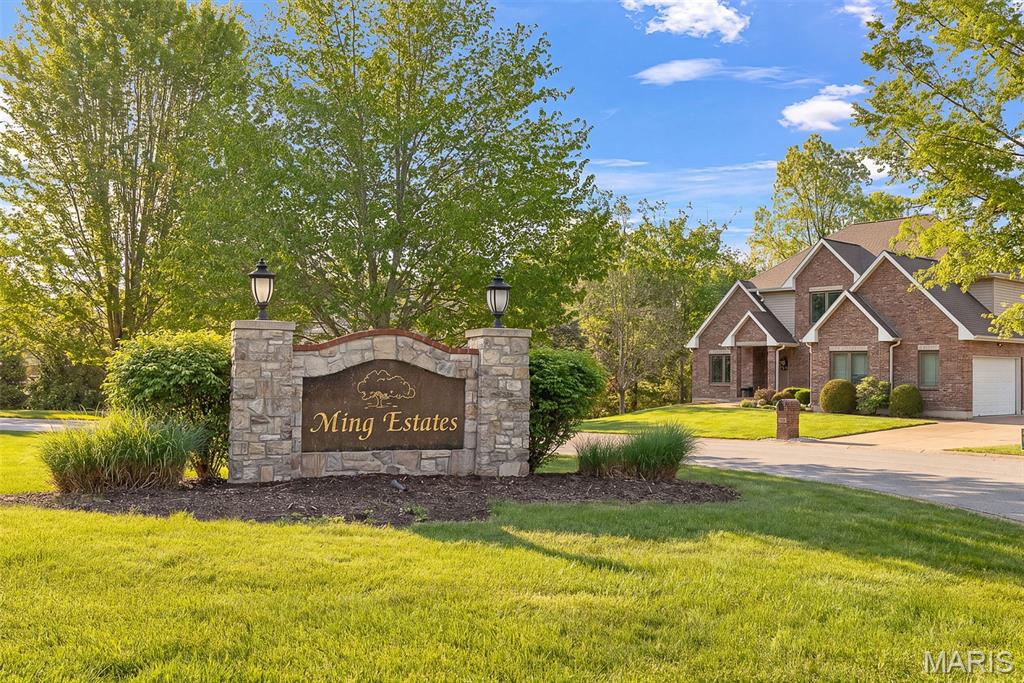 653 Ming Lake Drive Property Photo 1