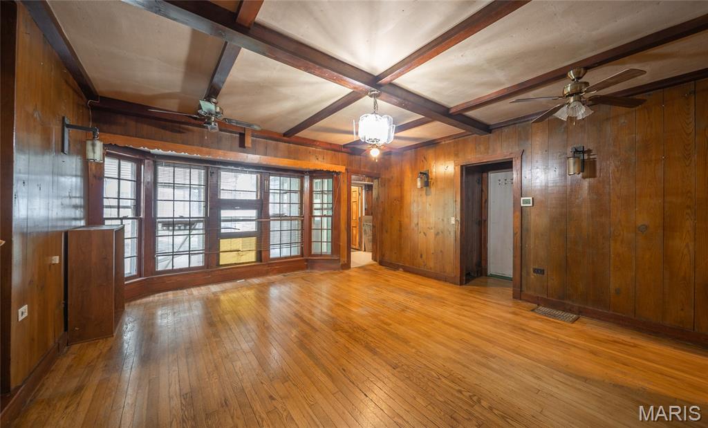 18009 Crown Road Property Photo 6