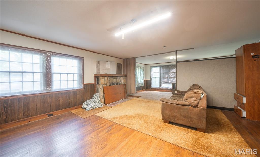18009 Crown Road Property Photo 12