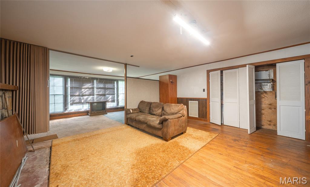 18009 Crown Road Property Photo 13