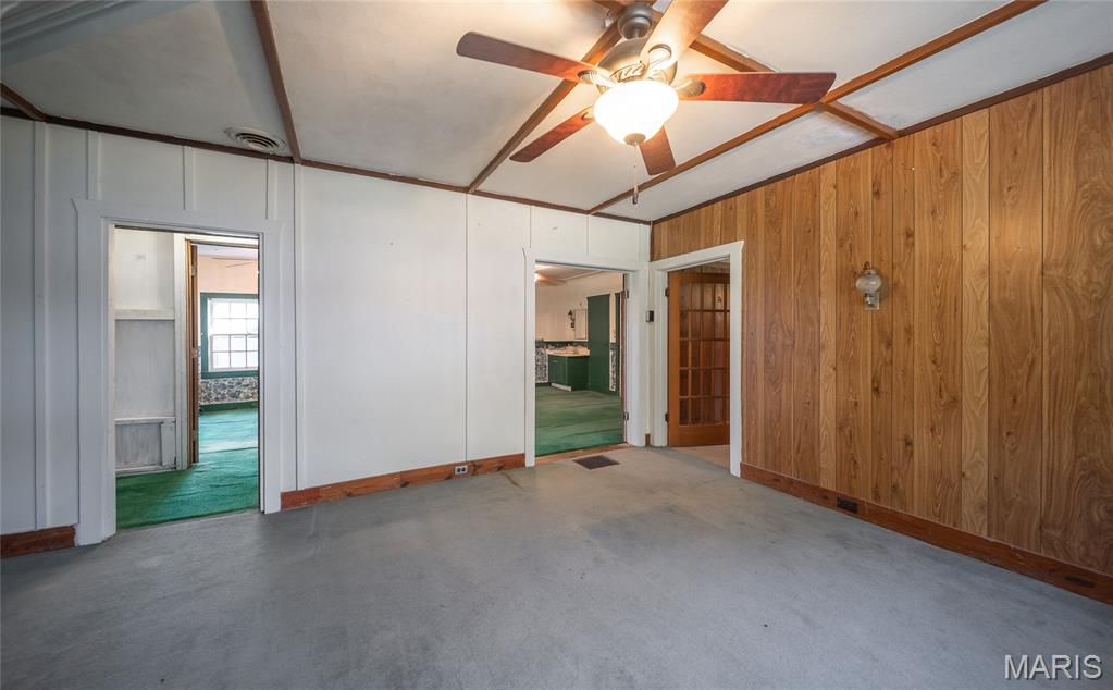 18009 Crown Road Property Photo 23