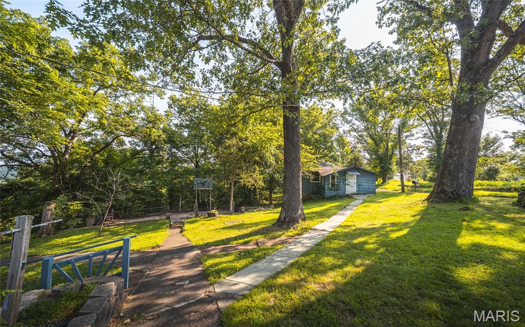 18009 Crown Road Property Photo 26
