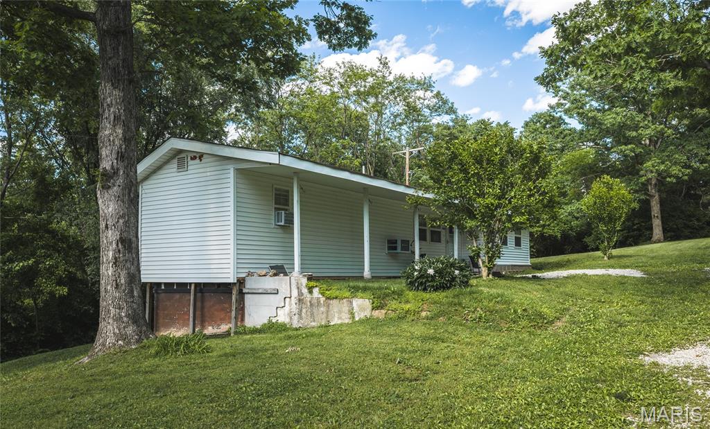 19217 &19209 Falzone Road Property Photo 17