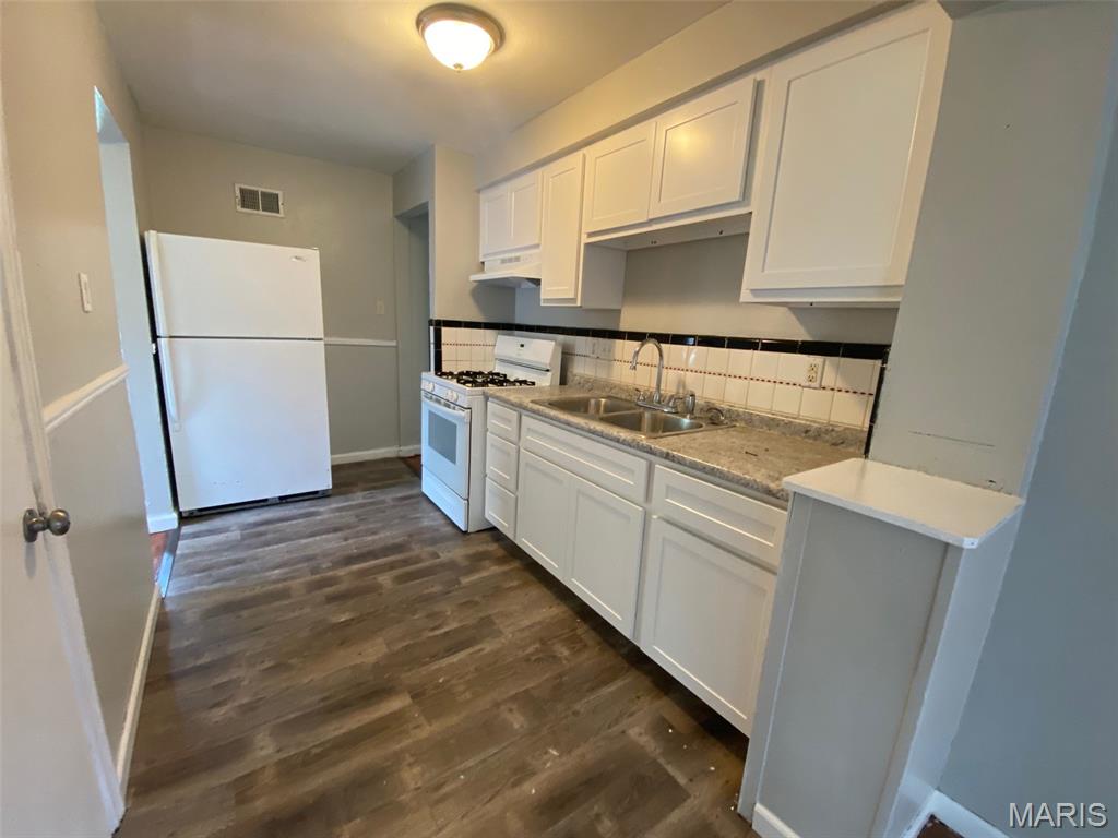 9616 Durham Drive Property Photo 6