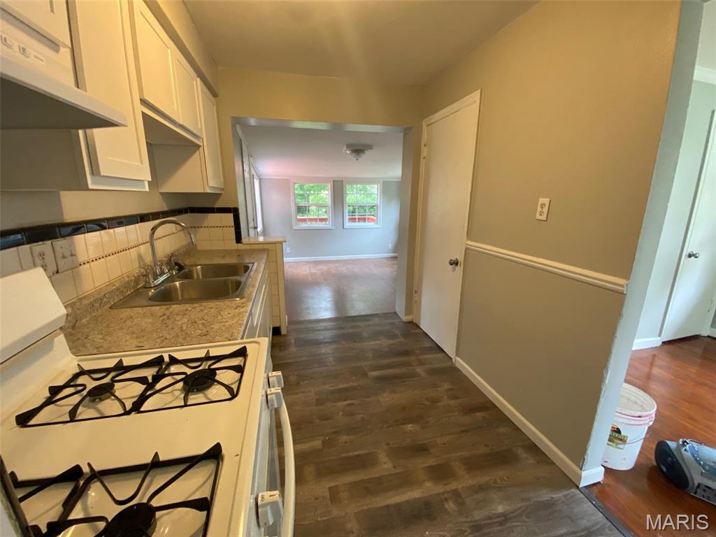9616 Durham Drive Property Photo 8