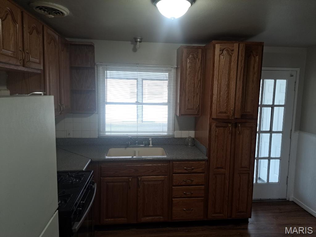3100 Canfield Drive Property Photo 7
