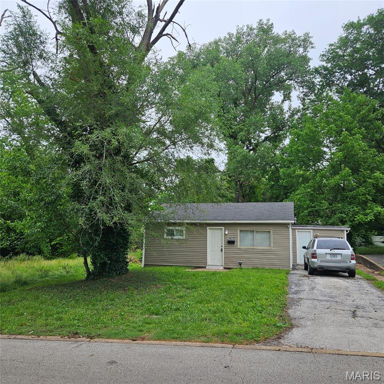 10212 Duke Drive Property Photo 1