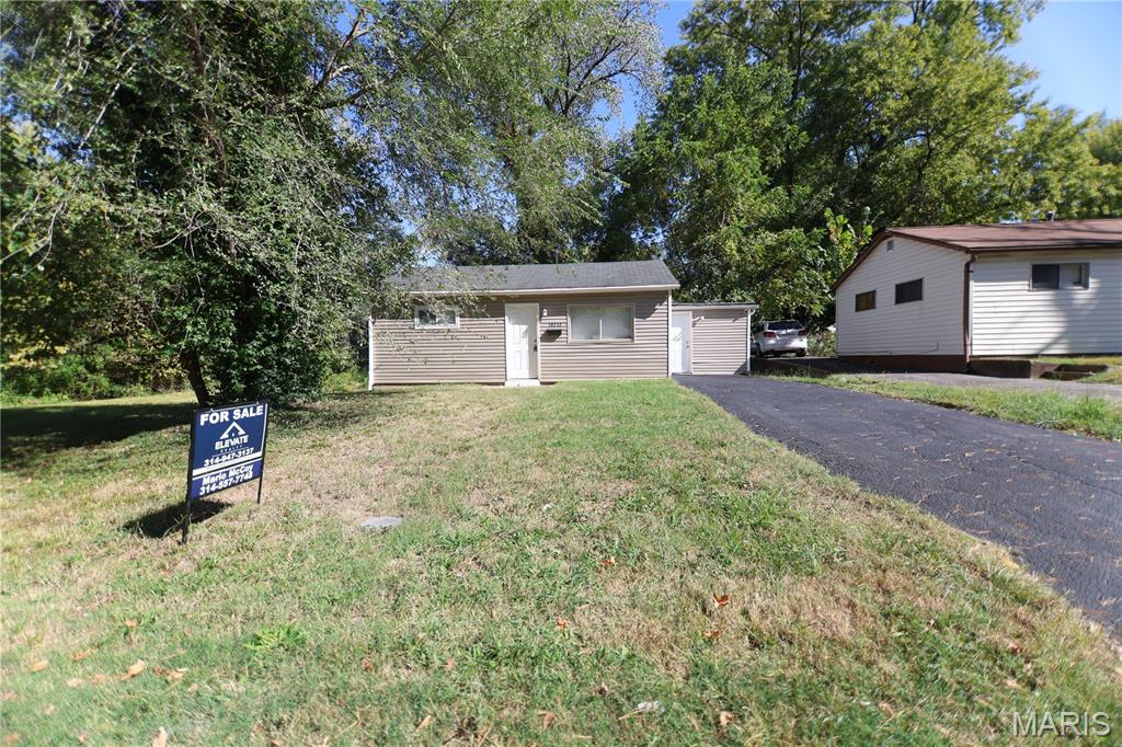 10212 Duke Drive Property Photo 1