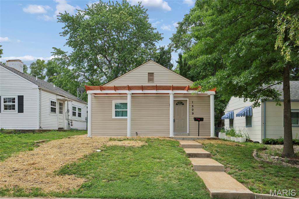 1509 Kraft Street Property Photo 1