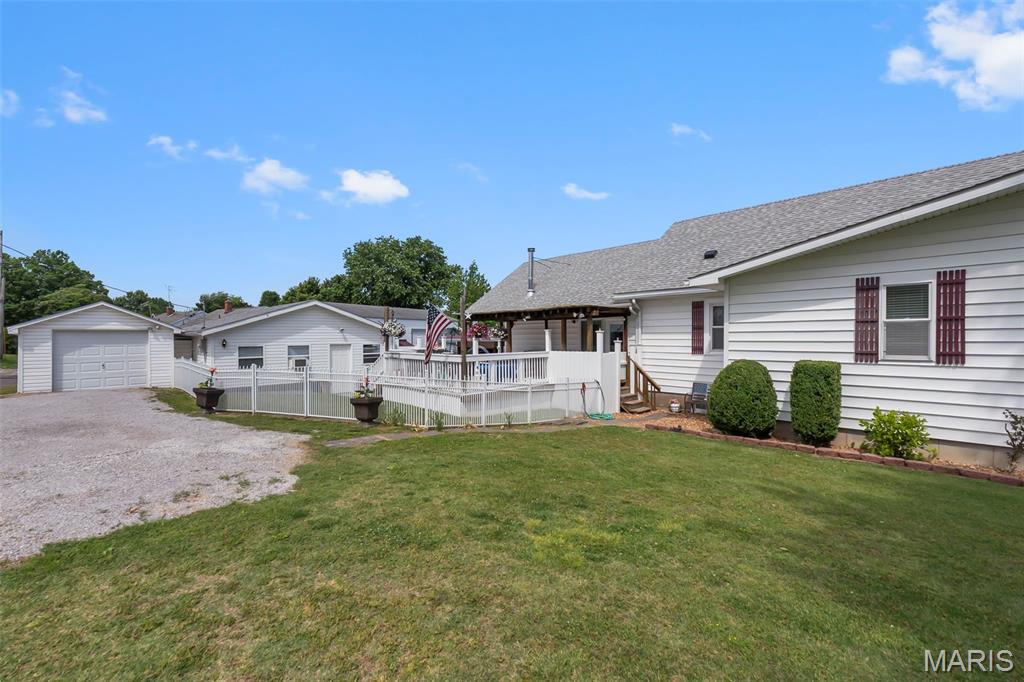 209 Knapp Avenue Property Photo 40