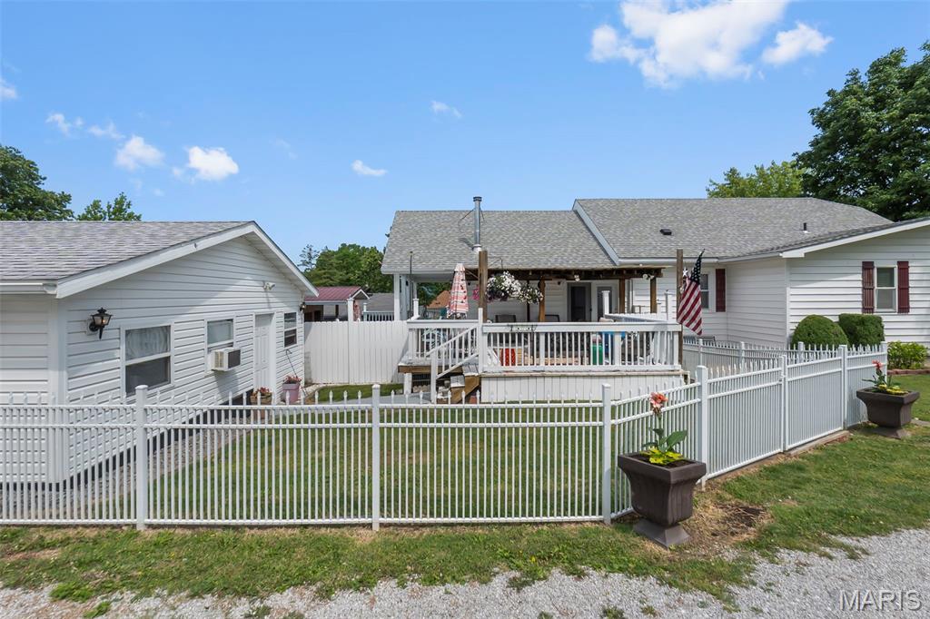 209 Knapp Avenue Property Photo 41