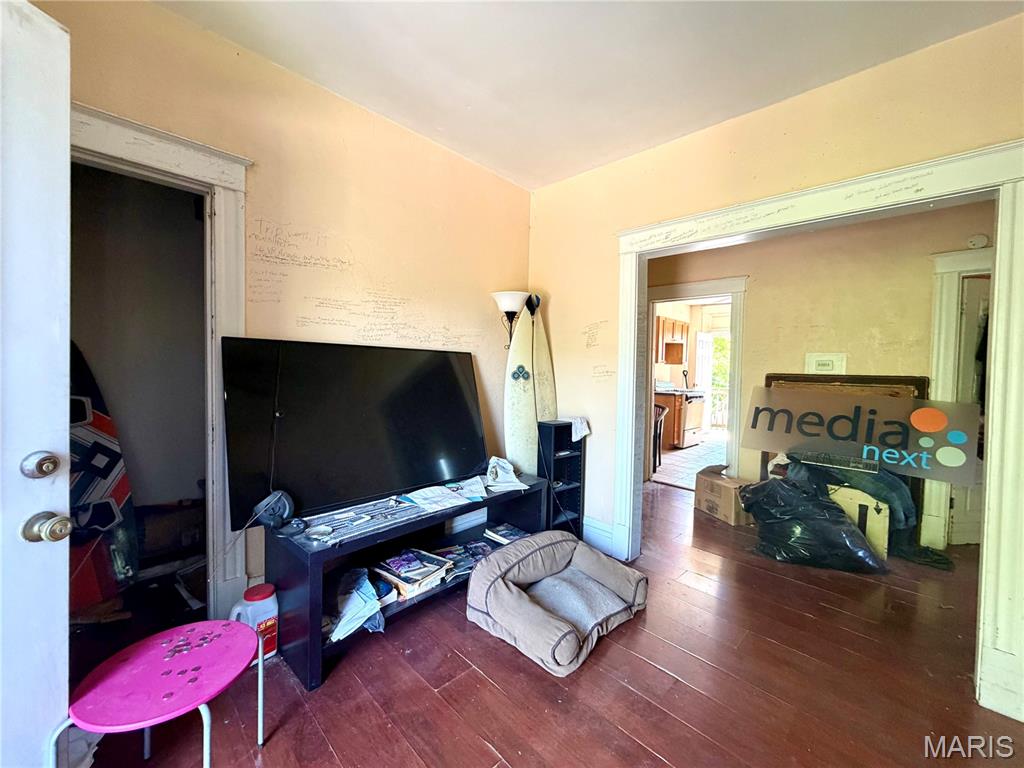 208 Bellerive Boulevard Property Photo 6