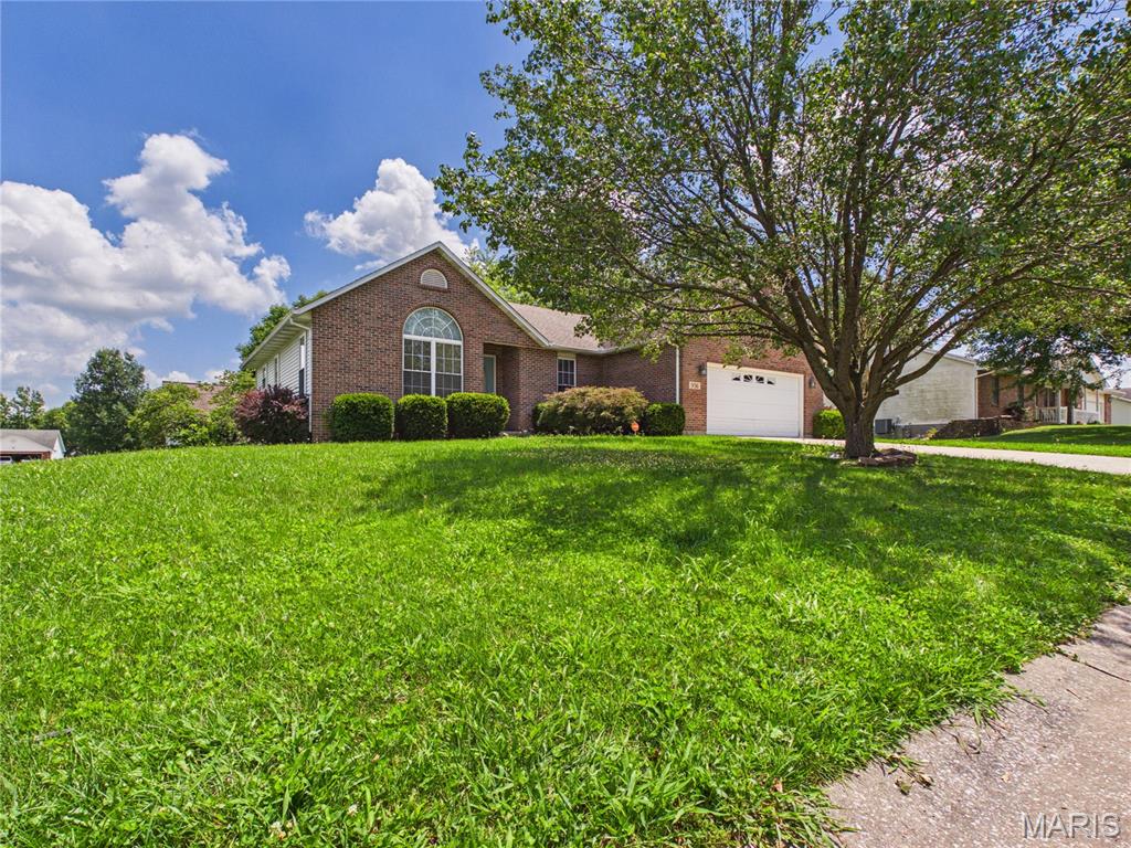 936 N West Lane Property Photo 3