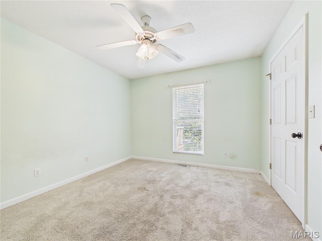 936 N West Lane Property Photo 19