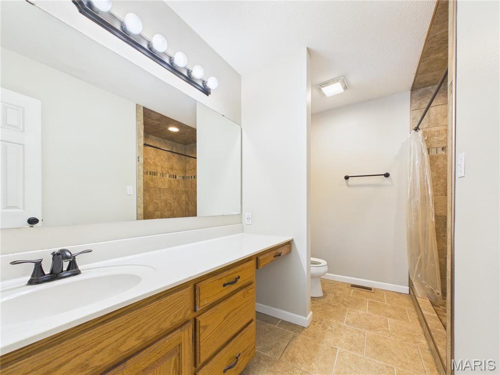 936 N West Lane Property Photo 29
