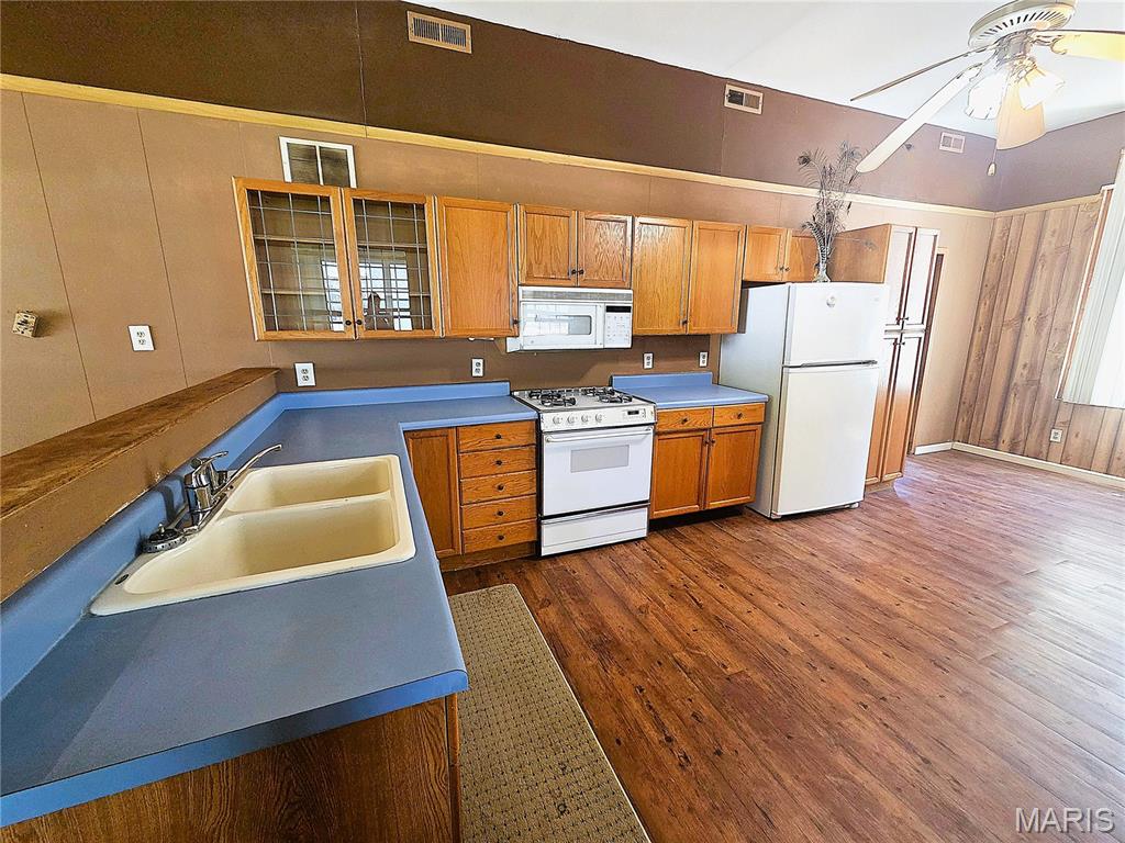 352 Arrowhead Trail Property Photo 6