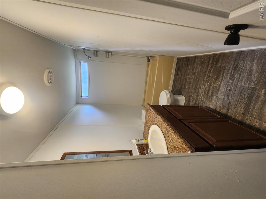 400 W Ruby Street Property Photo 13