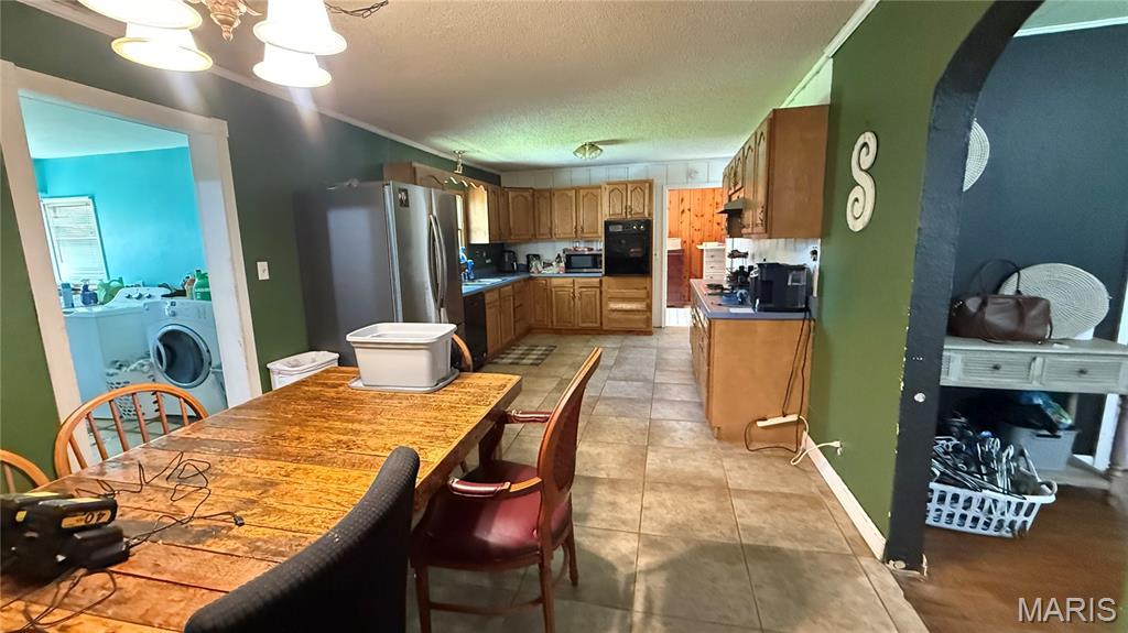 410 N Cypress Street Property Photo 7