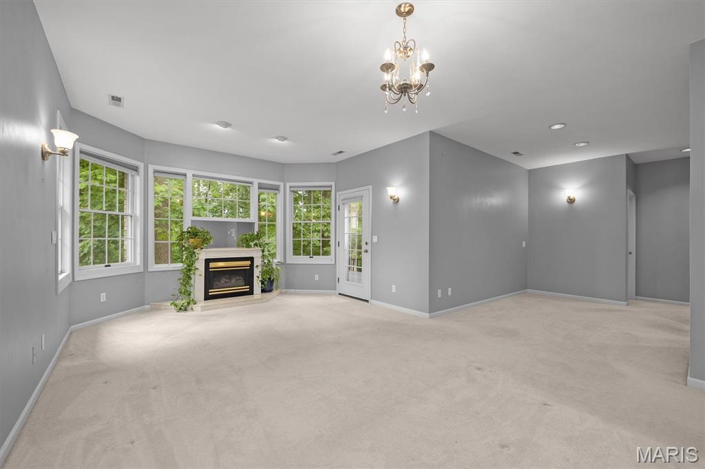 8 8th Green Court Property Photo 30