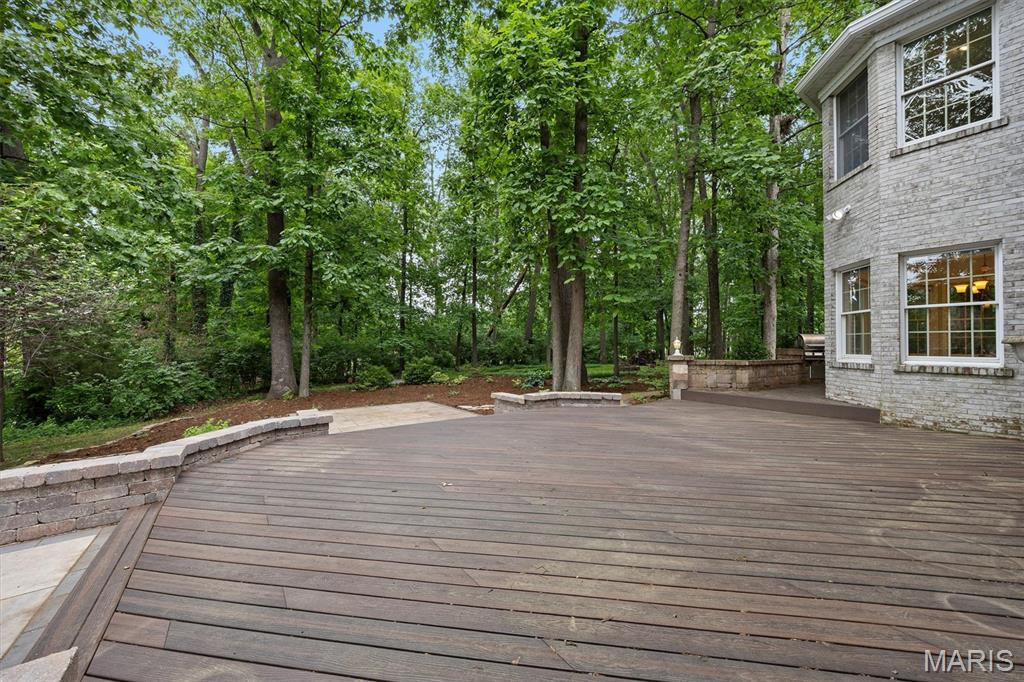 8 8th Green Court Property Photo 52
