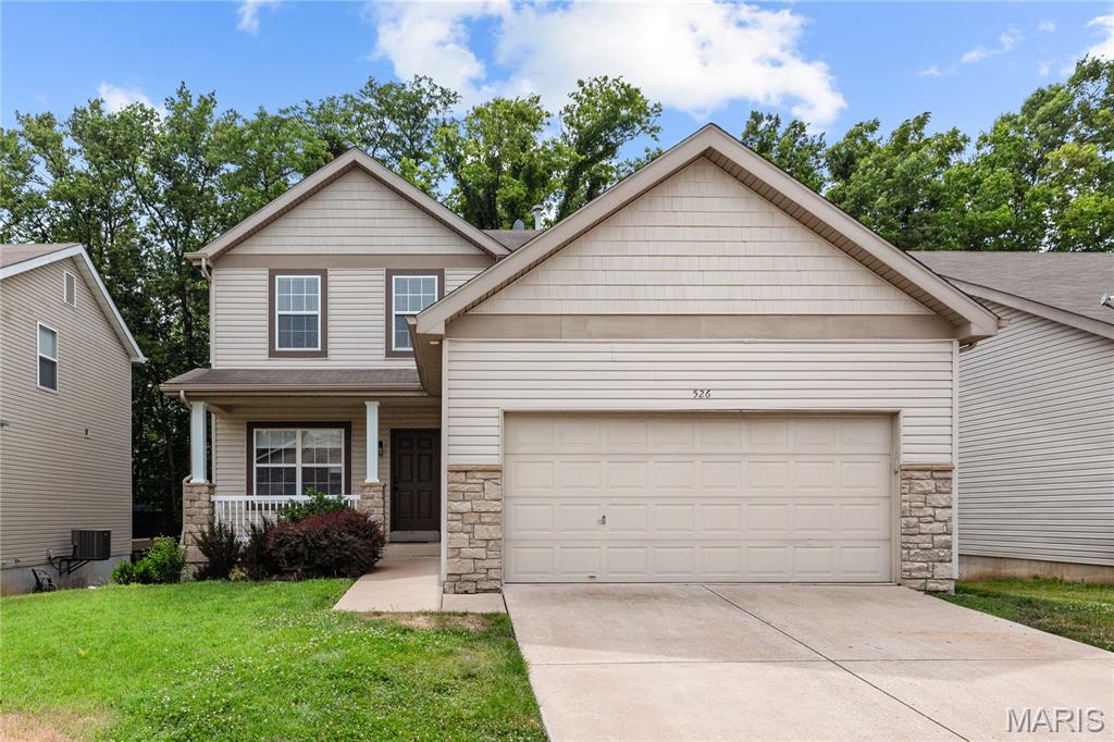 526 Springhurst Parkway Property Photo 2