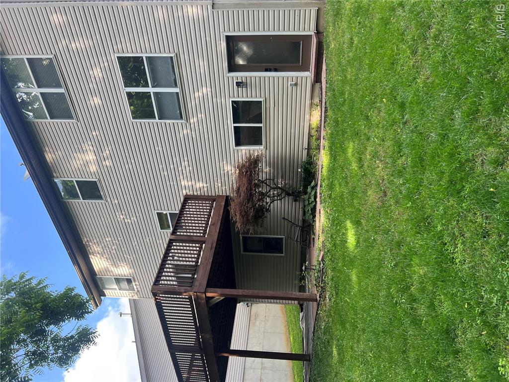 526 Springhurst Parkway Property Photo 29