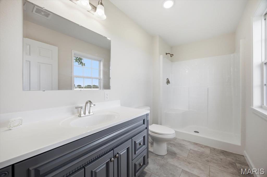 913 Apple Street Property Photo 17