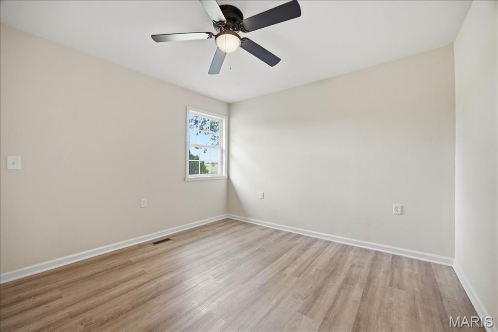 913 Apple Street Property Photo 18