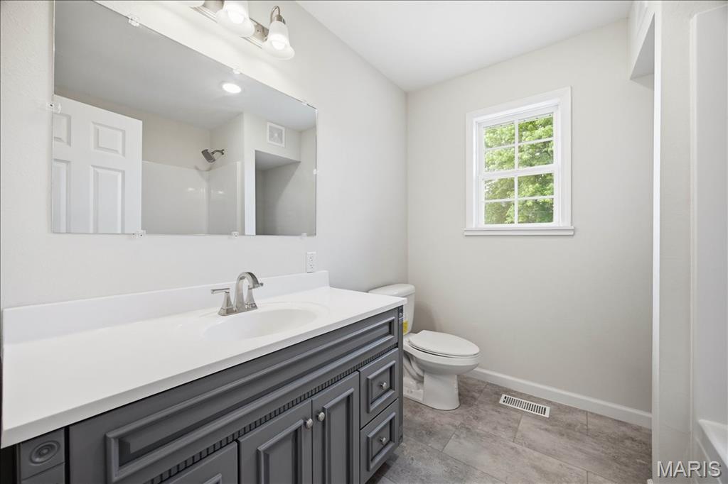 913 Apple Street Property Photo 20