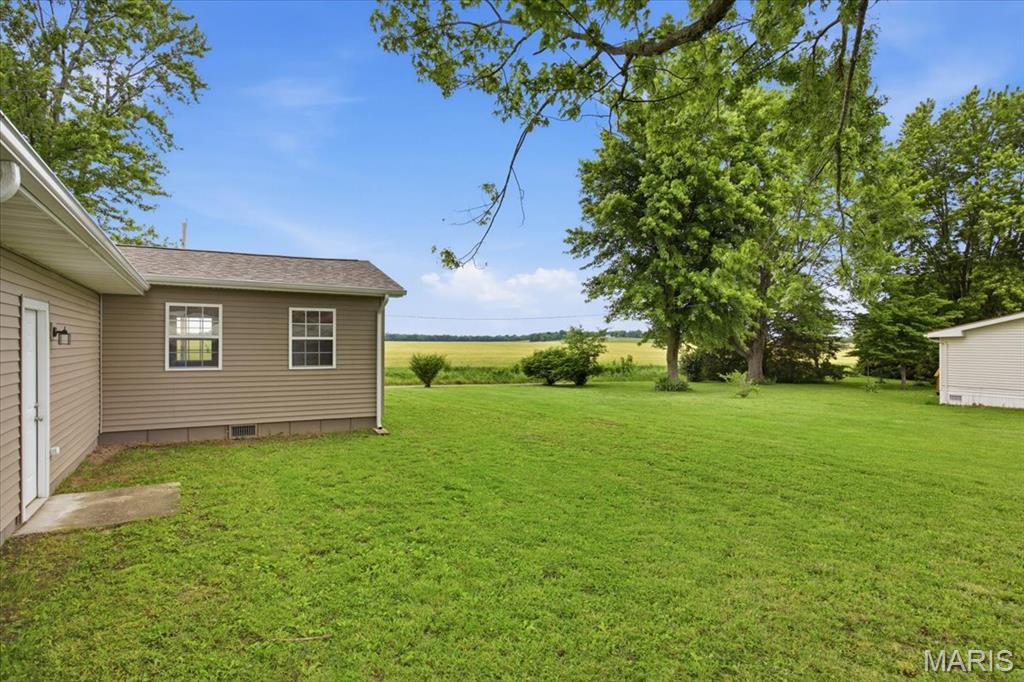 913 Apple Street Property Photo 29