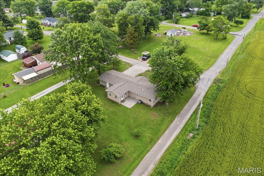 913 Apple Street Property Photo 42