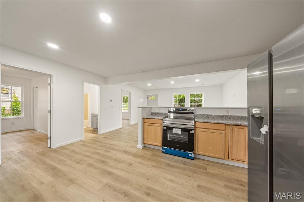 607 E 11th Street Property Photo 6