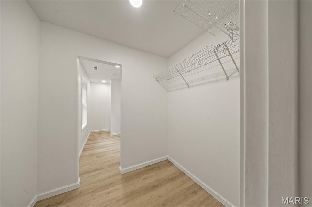 607 E 11th Street Property Photo 14
