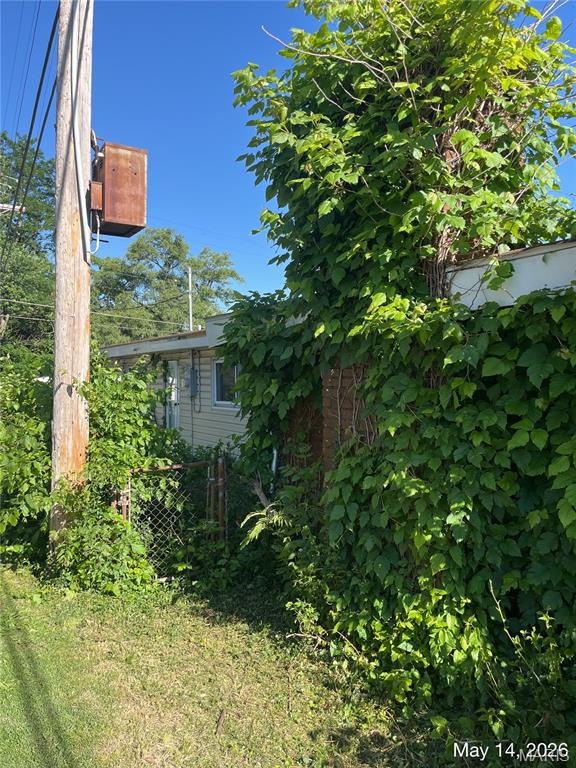 8330 Red Fir Dr Property Photo 4