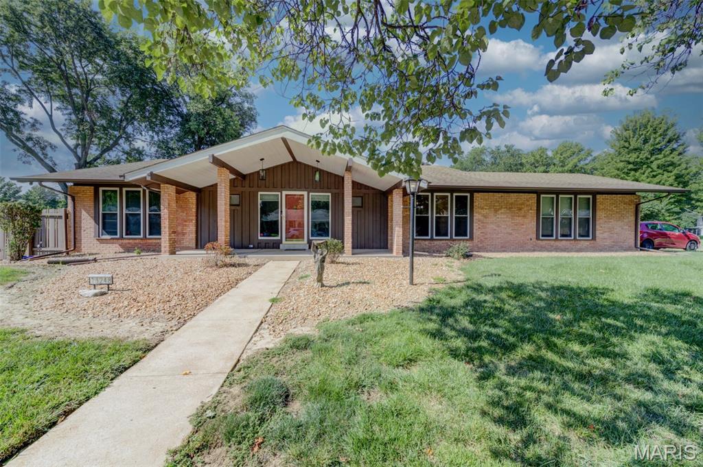 13248 Hobnail Drive Property Photo 1