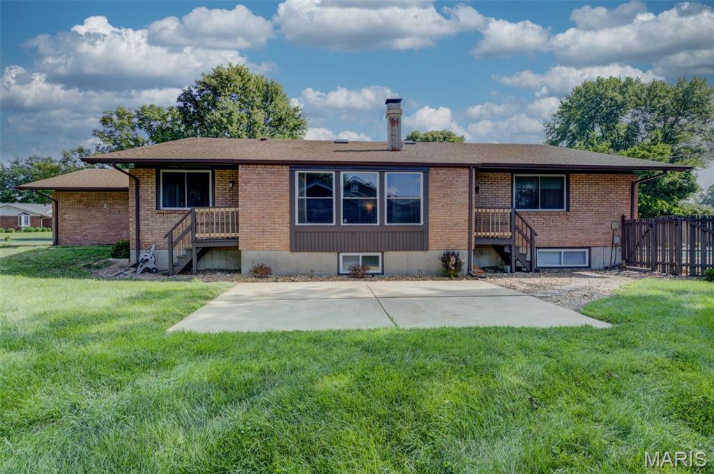 13248 Hobnail Drive Property Photo 3