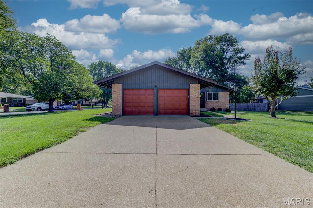 13248 Hobnail Drive Property Photo 7