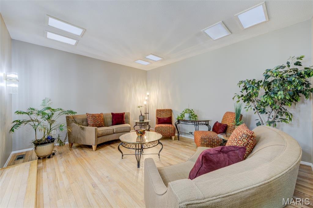 13248 Hobnail Drive Property Photo 10