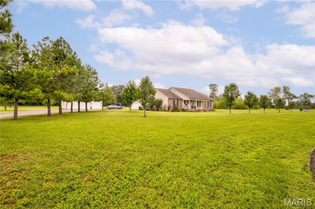 43 Harold Cove Property Photo 4