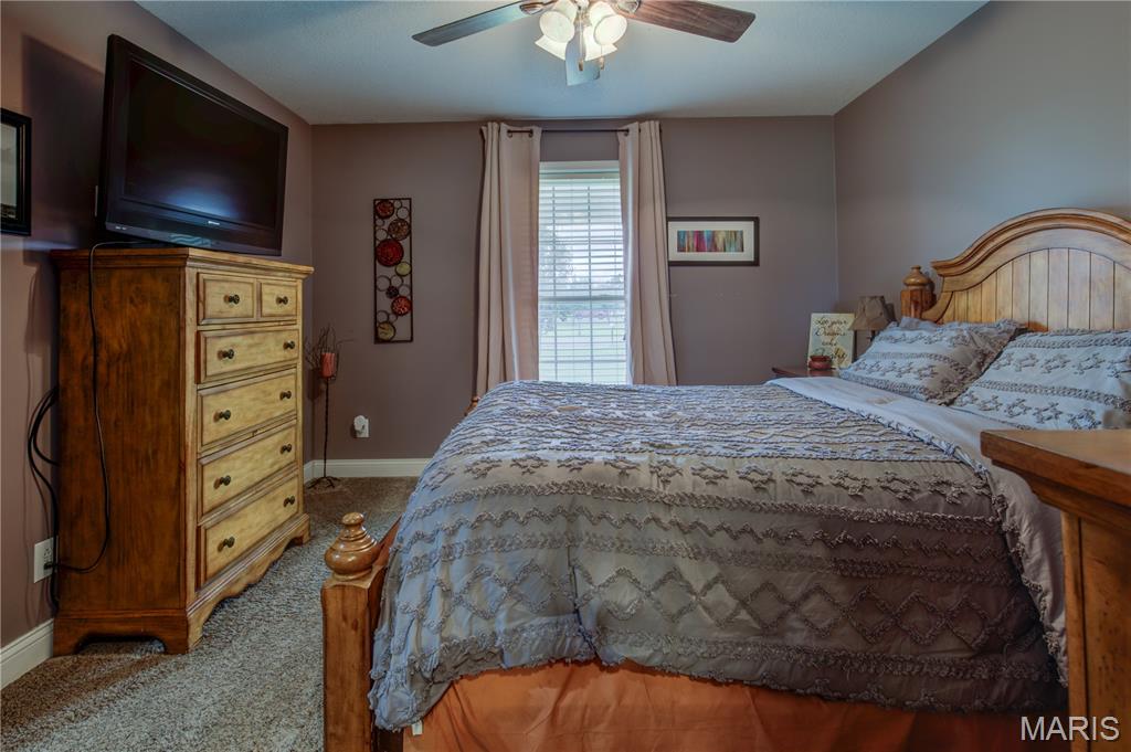43 Harold Cove Property Photo 22