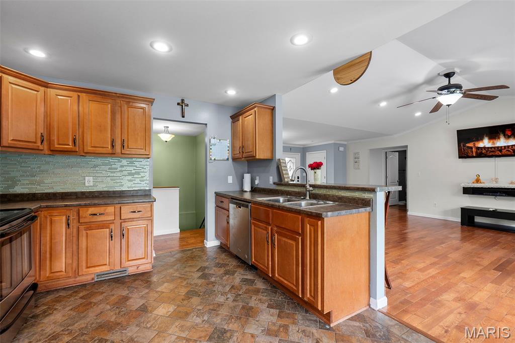 180 Glen Oak Drive Property Photo 20