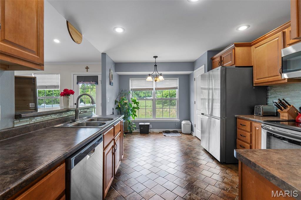 180 Glen Oak Drive Property Photo 22