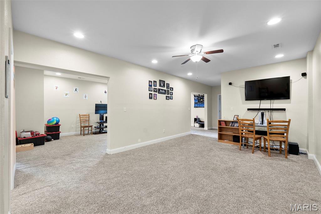 180 Glen Oak Drive Property Photo 39