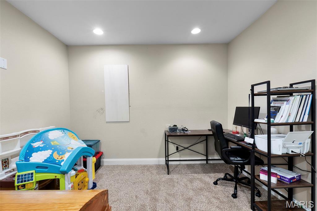 180 Glen Oak Drive Property Photo 40