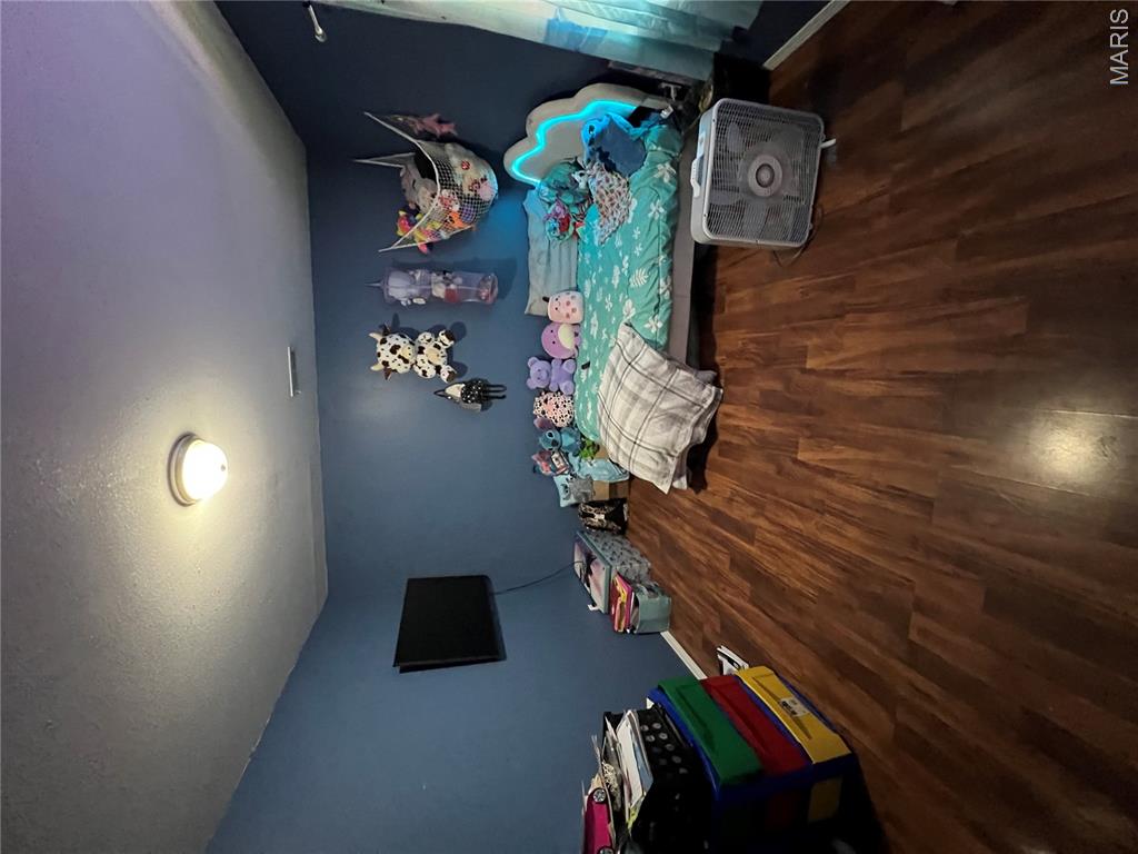308 E Pine St Property Photo 15