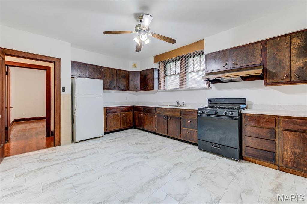 8644 Church Road Property Photo 13