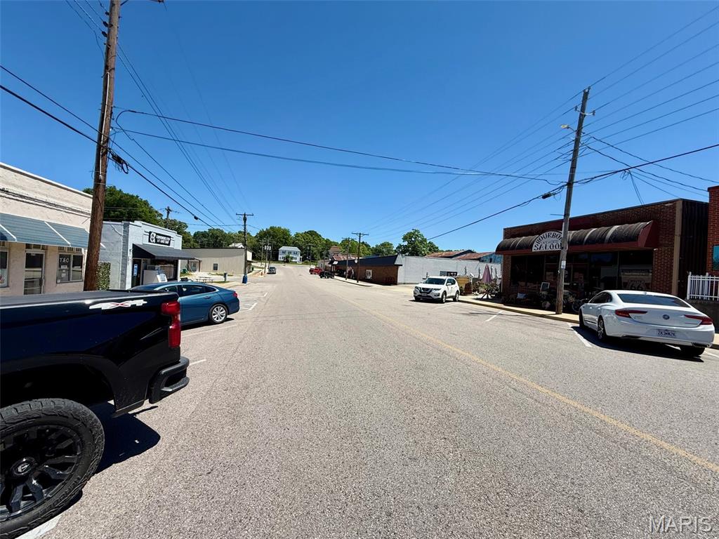 362 E Pine Street Property Photo 10
