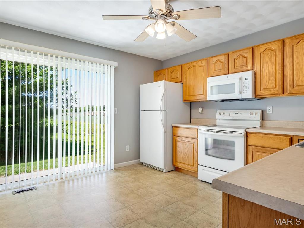 211 Alamosa Drive Property Photo 7