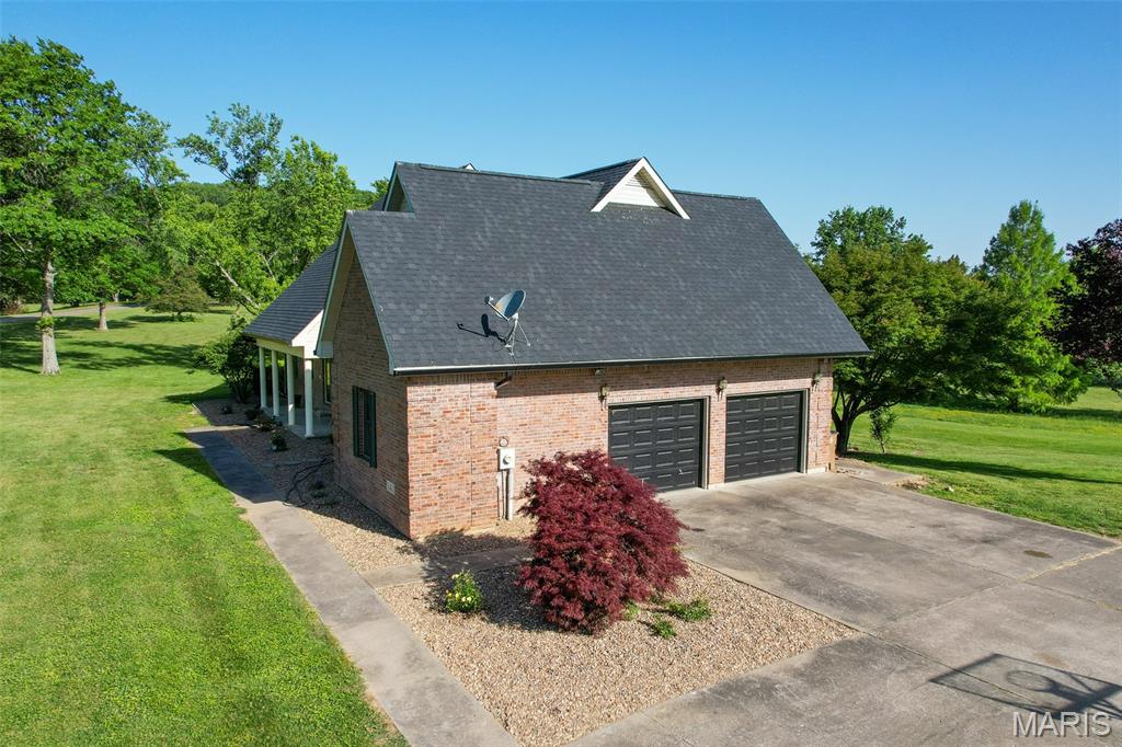 141 Ashley Drive Property Photo 11