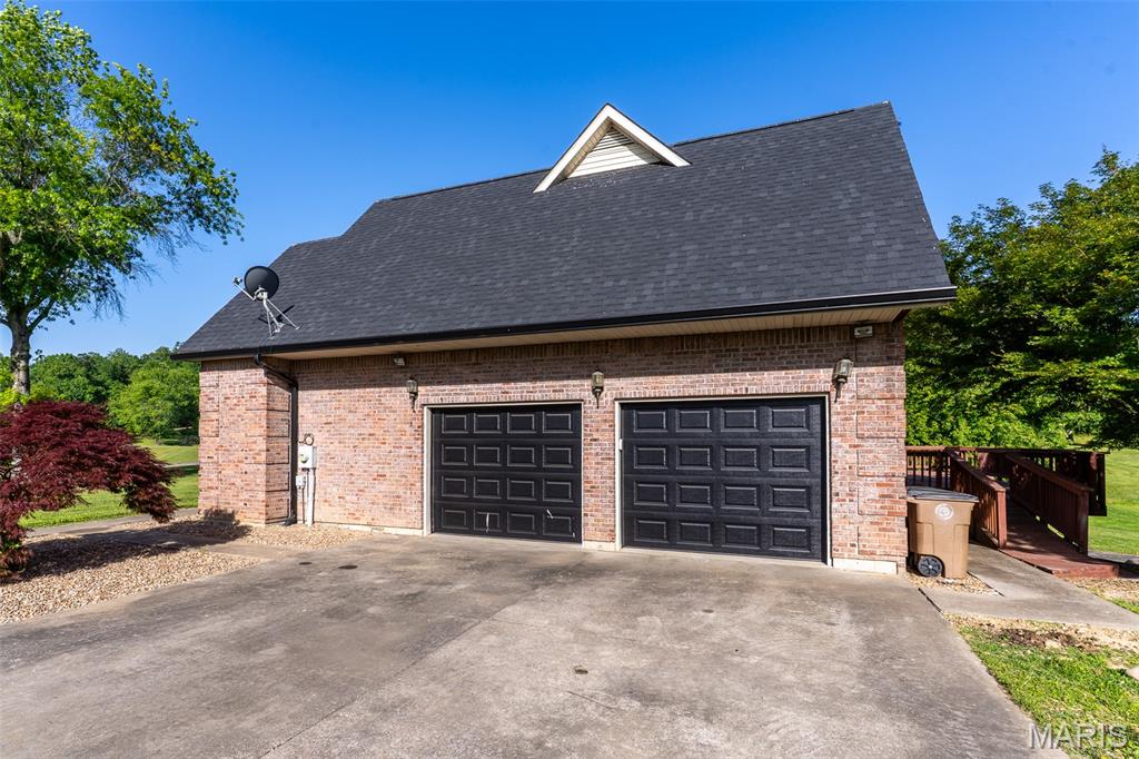 141 Ashley Drive Property Photo 12